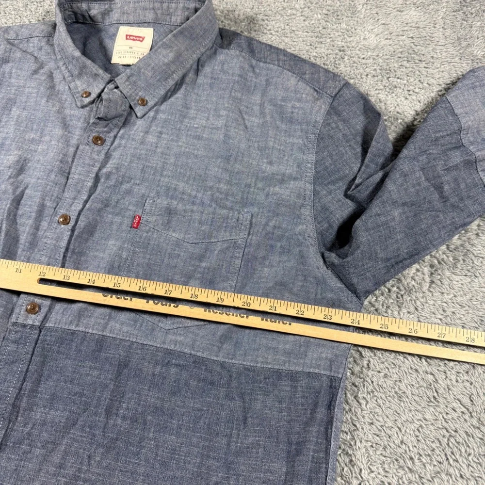 Levis levi button